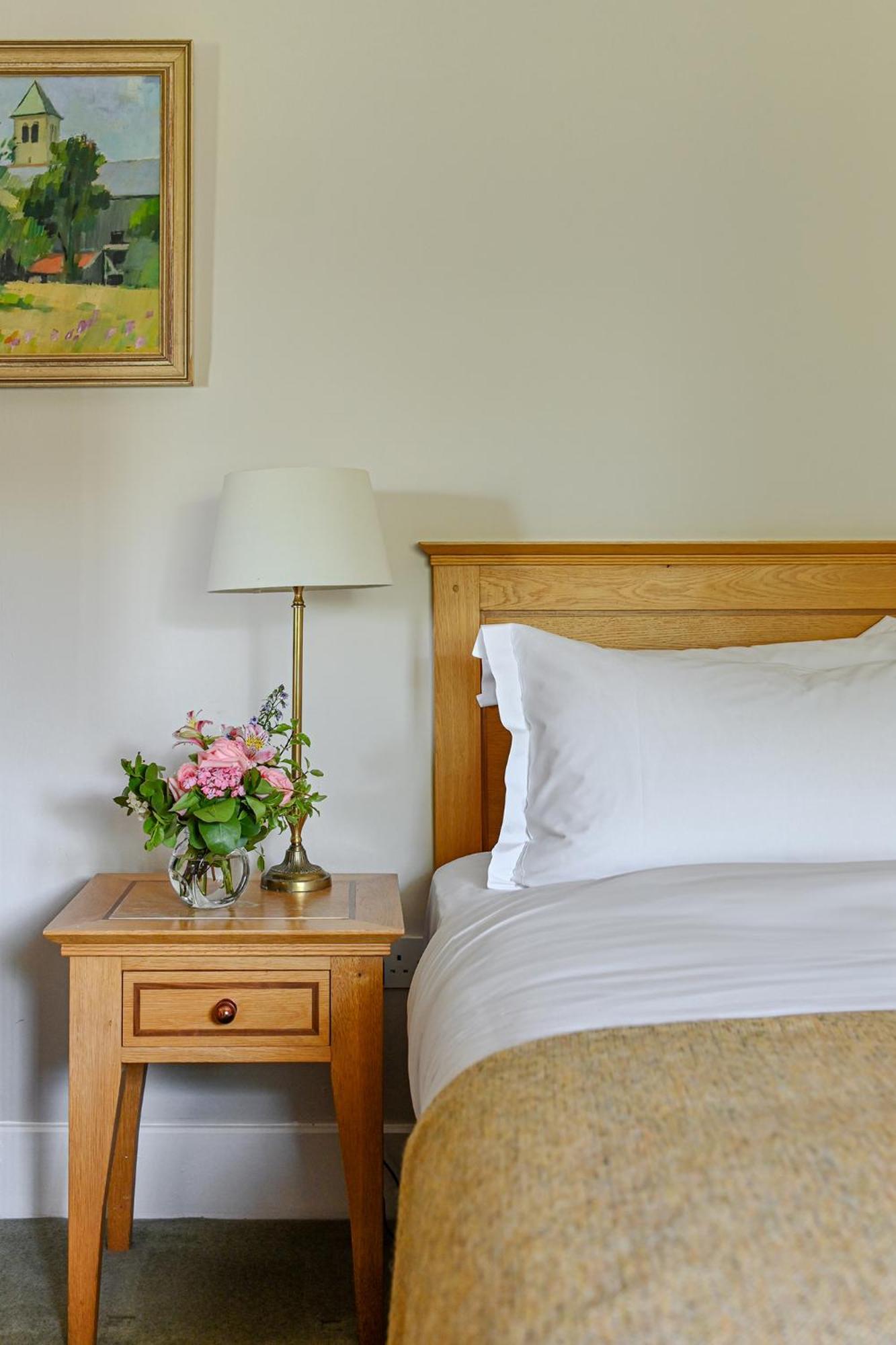 Double Room,1694532523:JPEG